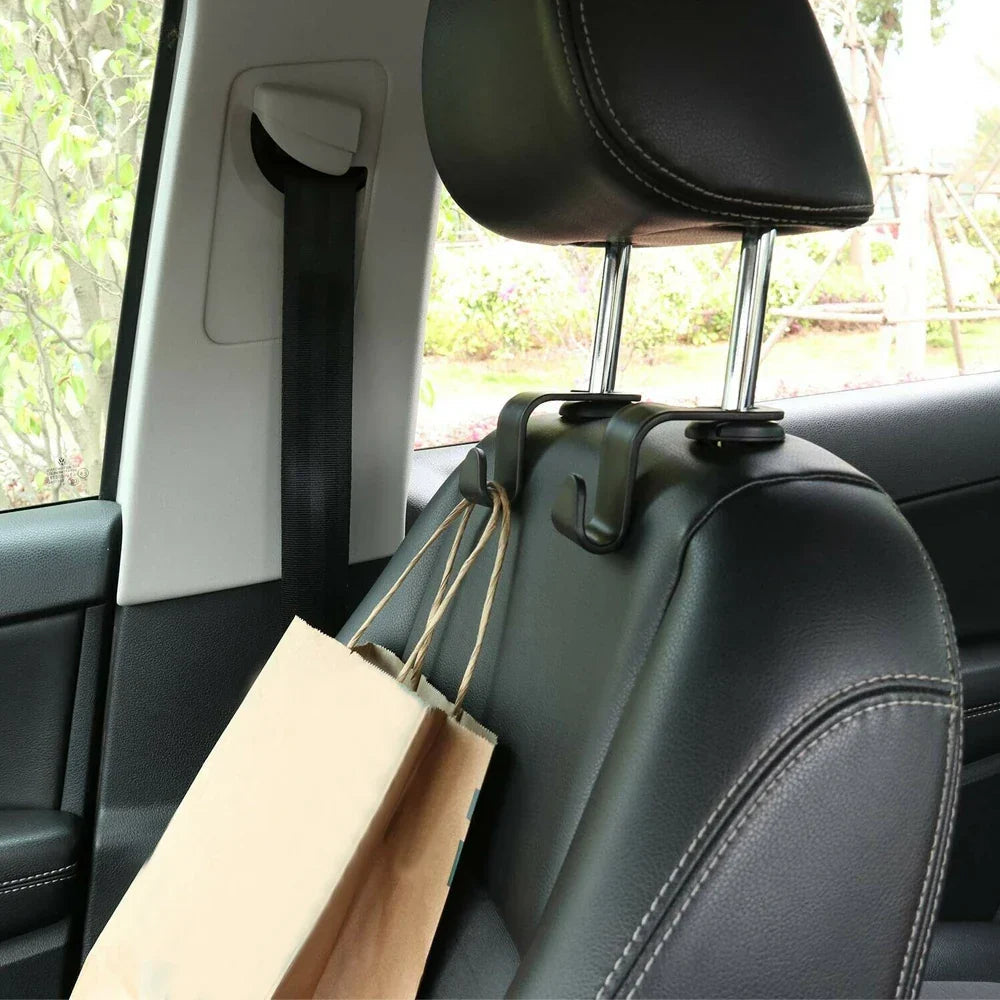 Kit com 4 ganchos para banco traseiro, ideal para pendurar bolsas, sacolas e mochilas no carro com praticidade e segurança