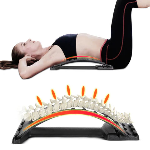 Aparelho ergonômico para alongamento lombar com níveis ajustáveis e pontos de acupressão para aliviar dores e melhorar a postura