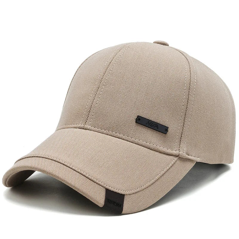 Boné preto blackout unissex com aba curva, ajuste traseiro e design minimalista – ideal para estilo urbano e conforto diário