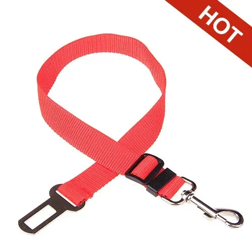 Cinto de segurança ajustável para pets, ideal para cães e gatos no carro. Encaixe universal, resistente, confortável e fácil de usar