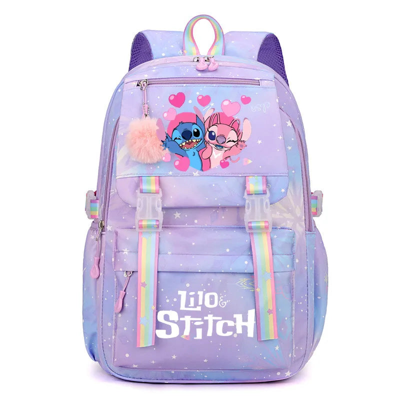 Mochila feminina temática Stitch Luffy One Piece, modelo rosa com alças ajustáveis e compartimento principal espaçoso para uso diário.