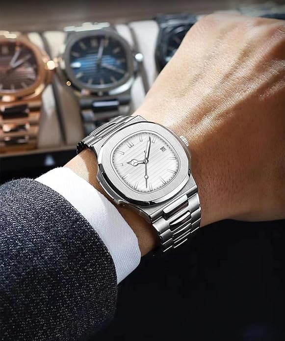 Relógio masculino em aço inoxidável com design sofisticado e resistente, perfeito para uso diário ou ocasiões especiais.