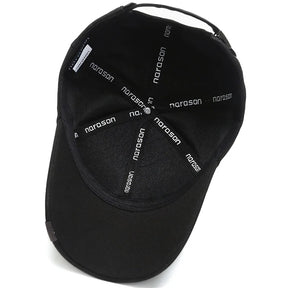 Boné preto blackout unissex com aba curva, ajuste traseiro e design minimalista – ideal para estilo urbano e conforto diário