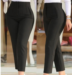 Calça alfaiataria feminina cintura alta, modelagem slim ou reta, tecido sofisticado com elastano. Perfeita para trabalho e ocasiões elegantes.
