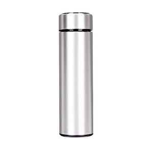 Garrafa térmica inox que conserva bebidas quentes e frias por horas.
