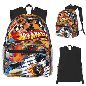 Mochila Hot Wheels infantil com estampa de carrinhos de corrida, material poliéster resistente, alças acolchoadas, bolsos laterais e design estilizado, perfeita para escola.