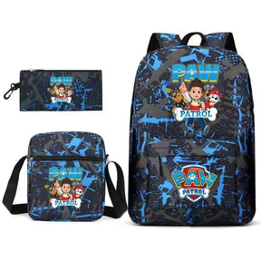Mochila infantil Patrulha Canina com estampa colorida dos filhotes, material poliéster resistente, alças acolchoadas, bolsos laterais e design divertido, ideal para escola.
