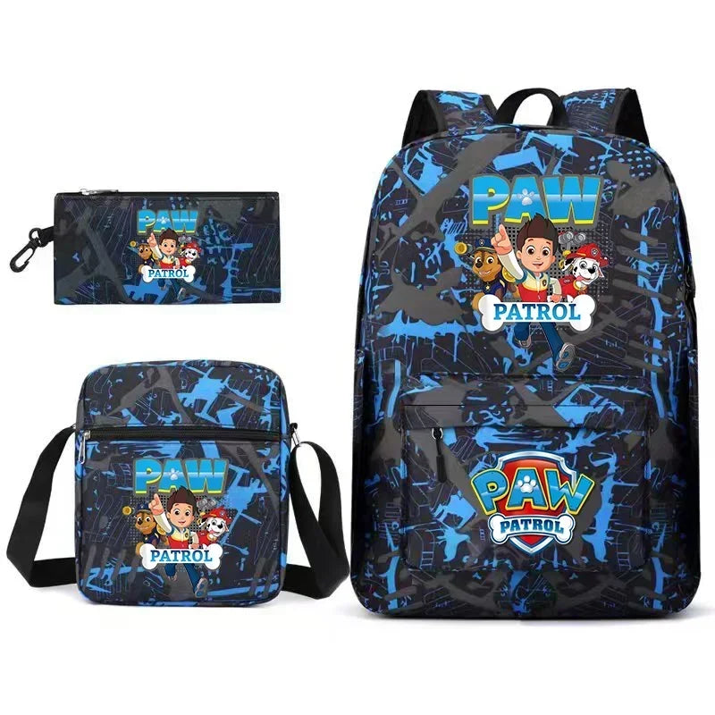 Mochila infantil Patrulha Canina com estampa colorida dos filhotes, material poliéster resistente, alças acolchoadas, bolsos laterais e design divertido, ideal para escola.