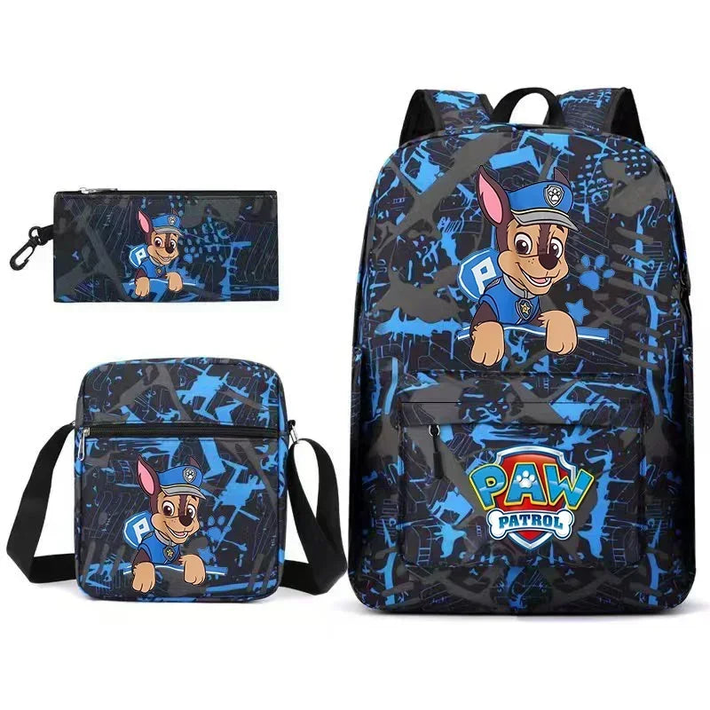 Mochila infantil Patrulha Canina com estampa colorida dos filhotes, material poliéster resistente, alças acolchoadas, bolsos laterais e design divertido, ideal para escola.