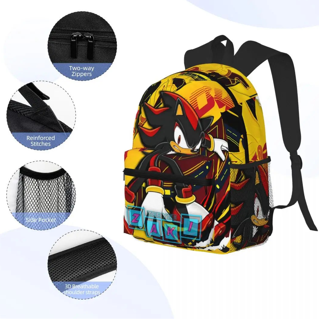 Mochila Sonic azul com ouriço hedgehog em pose dinâmica, alças acolchadas e detalhes 3D, perfeita para escola e fãs de games.