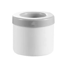 Molde de gelo em silicone flexível, resistente e prático.