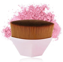 Pincel de maquiagem com cerdas macias para acabamento perfeito.