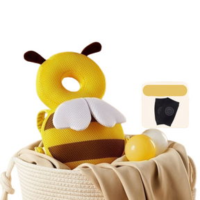 Kit proteção para bebê com almofada de cabeça e joelheiras antiderrapantes.