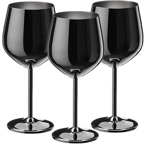 Kit com 3 taças de vinho em aço inox escovado. Elegantes, resistentes e térmicas, perfeitas para brindar com sofisticação em qualquer ocasião.