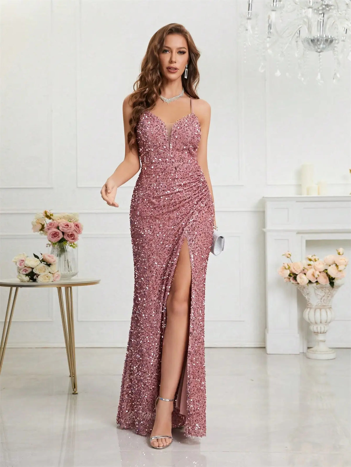 Vestido réveillon feminino com brilho e elegância, perfeito para festa de Ano Novo